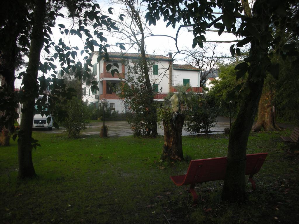 B&B Da Pio Pietrasanta Exterior foto